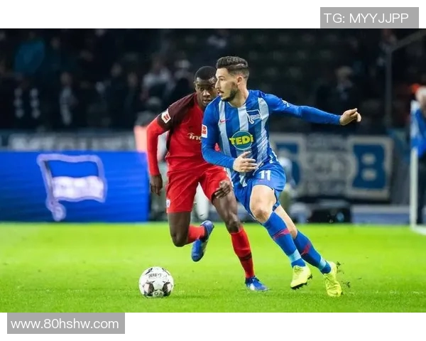 沙尔克04大胜柏林赫塔,积分榜升至前三位置震惊德甲联赛 沙尔克04大胜柏林赫塔,积分榜升至前三位置震惊德甲联赛