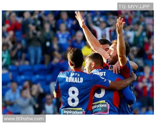 悉尼足球队迎战纽喷射机全力争胜激烈对决即将上演