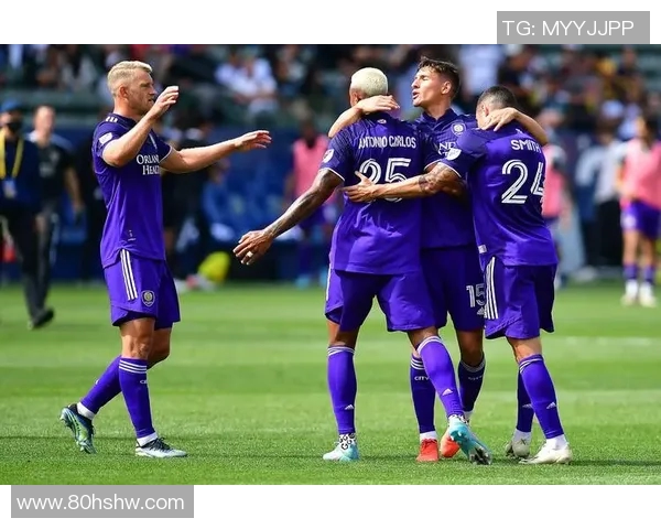 洛杉矶银河与洛杉矶FC精彩对决集锦回顾与分析 洛杉矶银河与洛杉矶FC精彩对决集锦回顾与分析